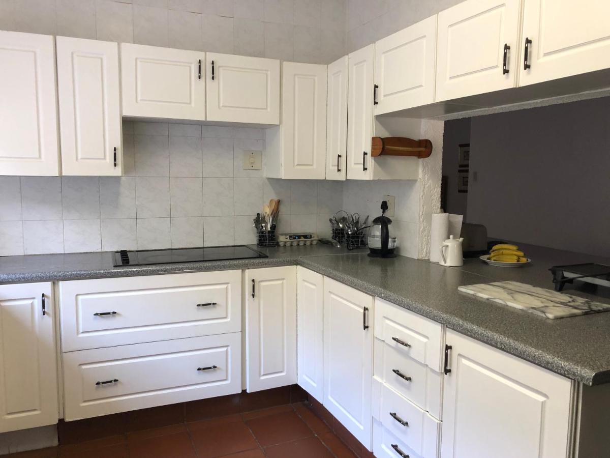 Summerplace Holiday Home Хейзивю Екстериор снимка
